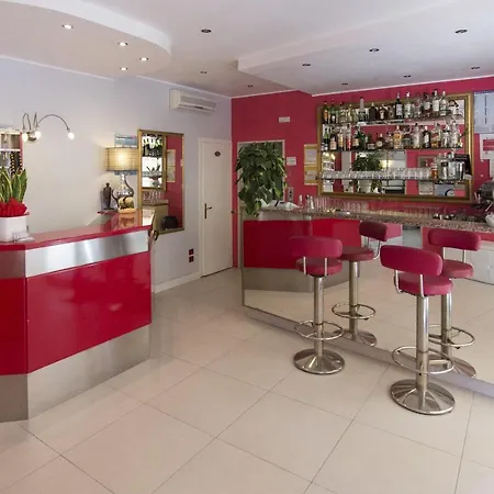 Atene Hotel 3*