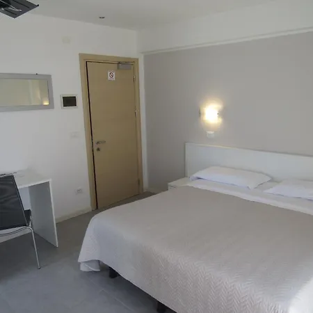 Atene Hotel 3*
